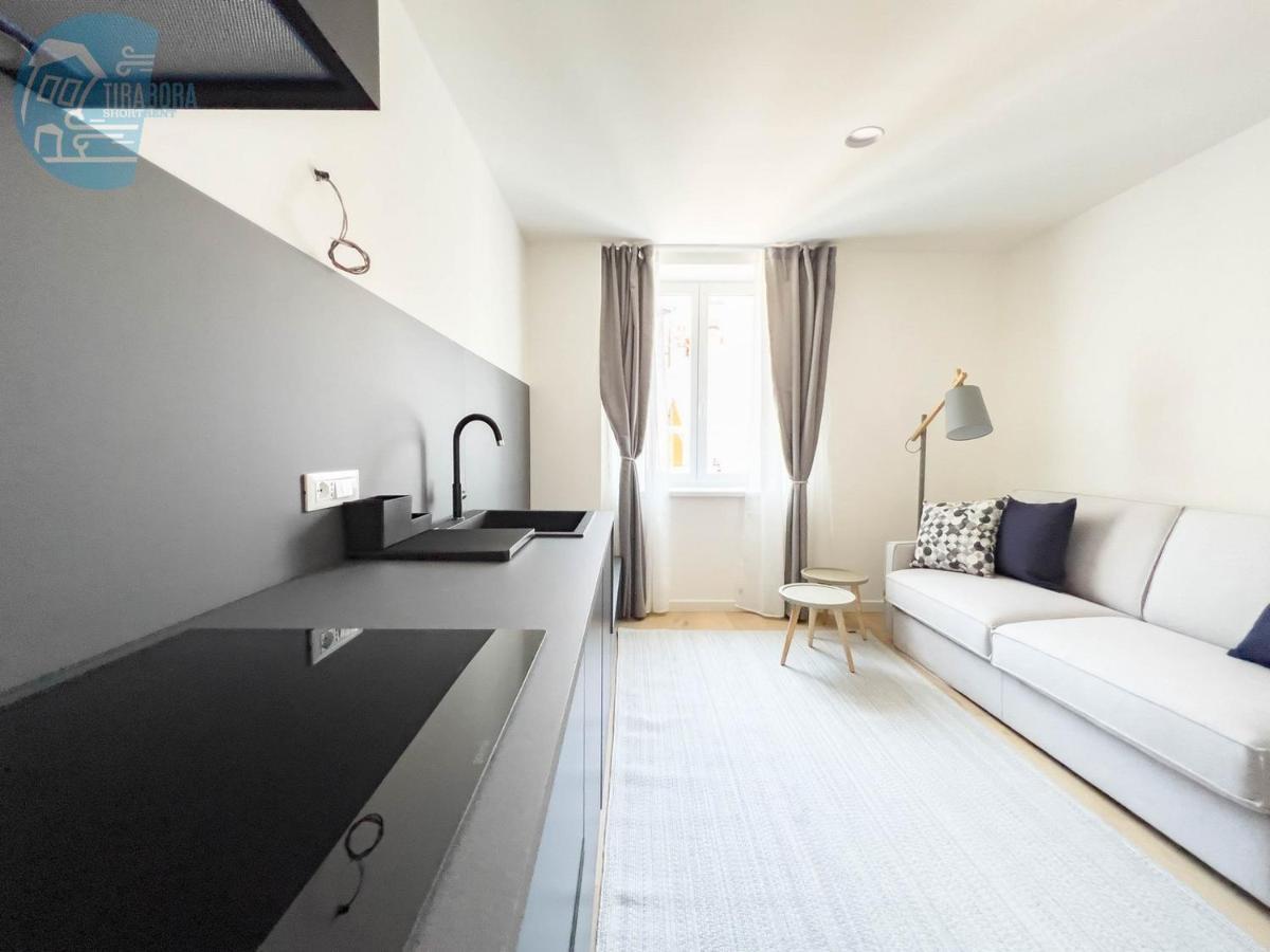 Slataper 19 Tirabora Short Rent Apartment Trieste Ngoại thất bức ảnh
